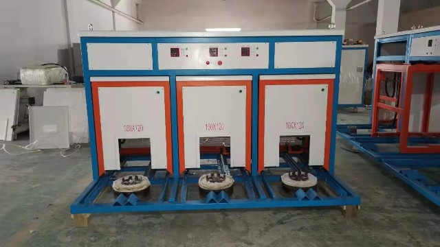 您知道科鼎電磁模具加熱爐的功能有哪些嗎？
